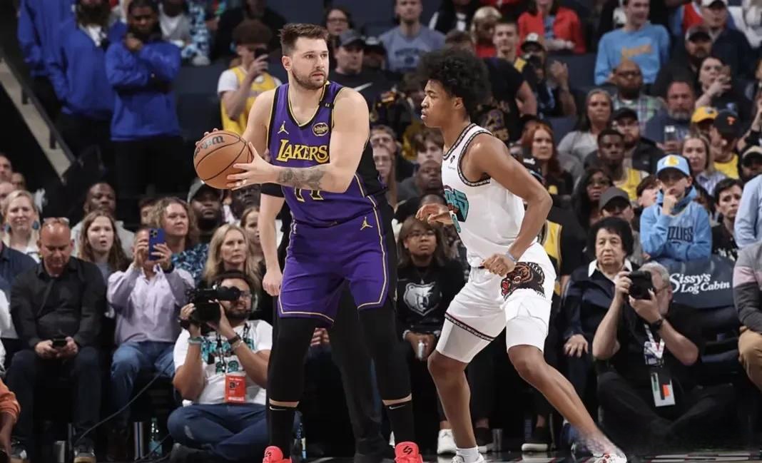 包含纳达尔连续七场比赛得分超过反败为胜，掘金不断突破！比赛高潮迭起的词条