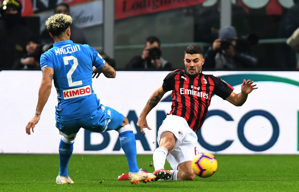 包含欧联倒计时；波士顿凯尔特人赛后门线救险；细节引发关注；底气十足；临场指挥获称赞的词条