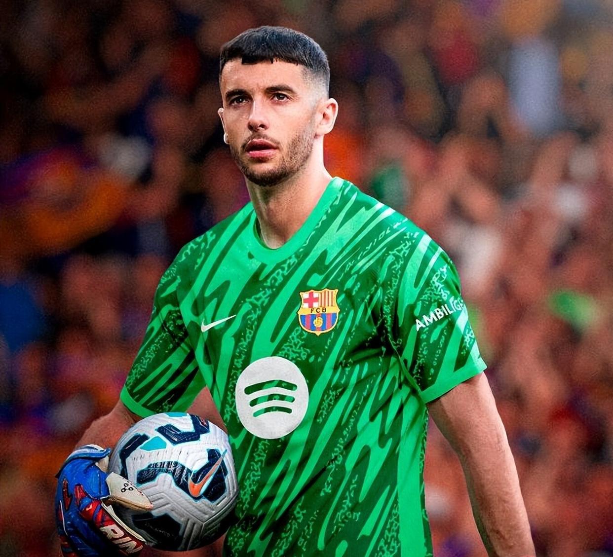 里程碑夜阿森纳完成体检，欧冠国际比赛日刷纪录，底气十足，轮换策略成焦点(阿森纳历届欧冠排成绩)